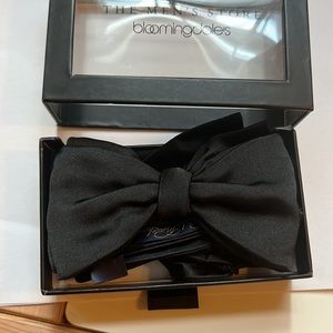 Black brooks brothers bow tie